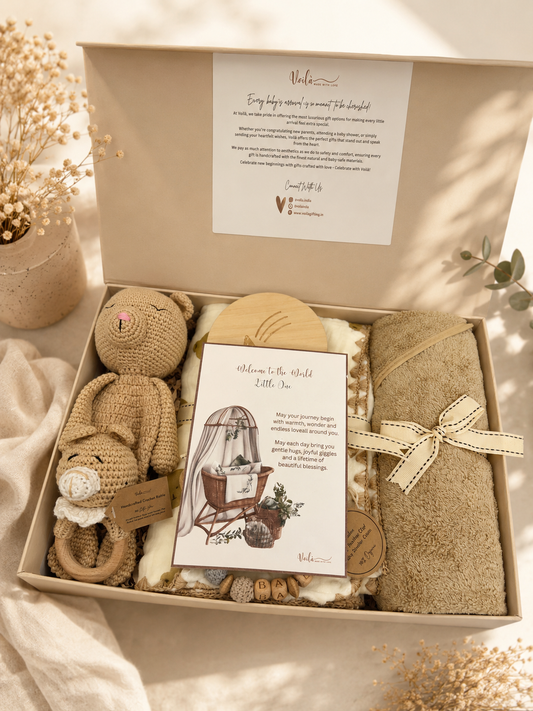 Baby’s First Cuddles Hamper